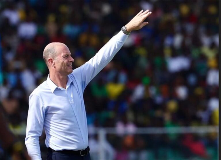 توروب يوضح سبب تعادل الأهلي أمام البنك الأهلي.. ويؤكد: سأتخلى عن عادتي بسبب تريزيجيه