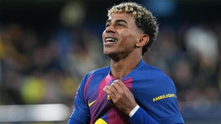 لامين يامال: أريد البقاء في برشلونة طول حياتي لامين يامال: أريد البقاء في برشلونة طول حياتي
