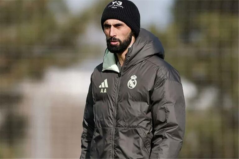 أربيلوا يضع خطة لتجهيز لاعب ريال مدريد أمام فالنسيا في الدوري الإسباني