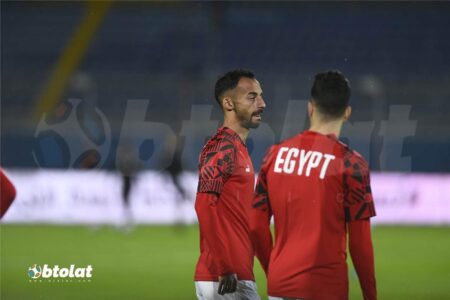 بند يسمح بعودته إلى الأهلي.. تفاصيل انتقال أحمد عبد القادر إلى الكرمة العراقي