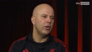 سلوت: ليفربول أضاع فرصة التعاقد مع هذا اللاعب.. والدوري الإنجليزي تغير تمامًا