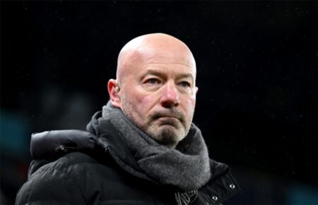 آلان شيرر يتوقع نتيجة مباراة ليفربول ومانشستر سيتي في قمة الدوري الإنجليزي