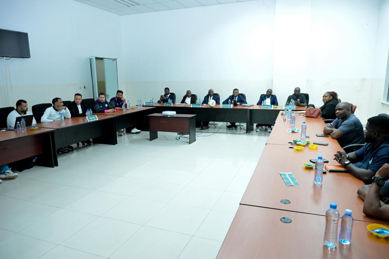 الزمالك بالأبيض وزيسكو بالأخضر في مواجهة الكونفدرالية