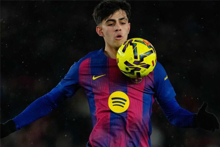 بيرنال بعد فوز برشلونة على ريال مايوركا: مررت بعام صعب وأهدي هدفي لعائلتي