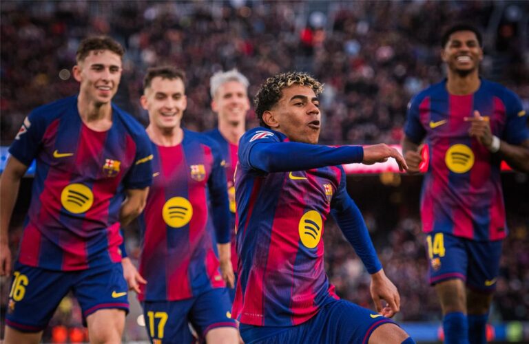 لاعب برشلونة يثير القلق بعد الفوز على مايوركا في الدوري الإسباني لاعب برشلونة يثير القلق بعد الفوز على مايوركا في الدوري الإسباني