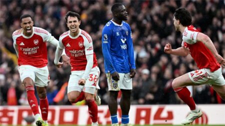 ترتيب الدوري الإنجليزي بعد فوز آرسنال على سندرلاند