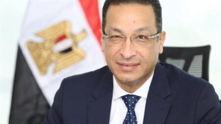 رأفت هندي.. مهندس يُدير ما لا يُرى في وزارة الاتصالات