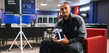 رافينها يتحدث عن نيمار القائد.. وشيء نادر فعله بيلسا مع ليدز