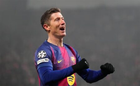 ليفاندوفسكي يحدد موعد حسم مستقبله و5 وجهات محتملة في الصيف