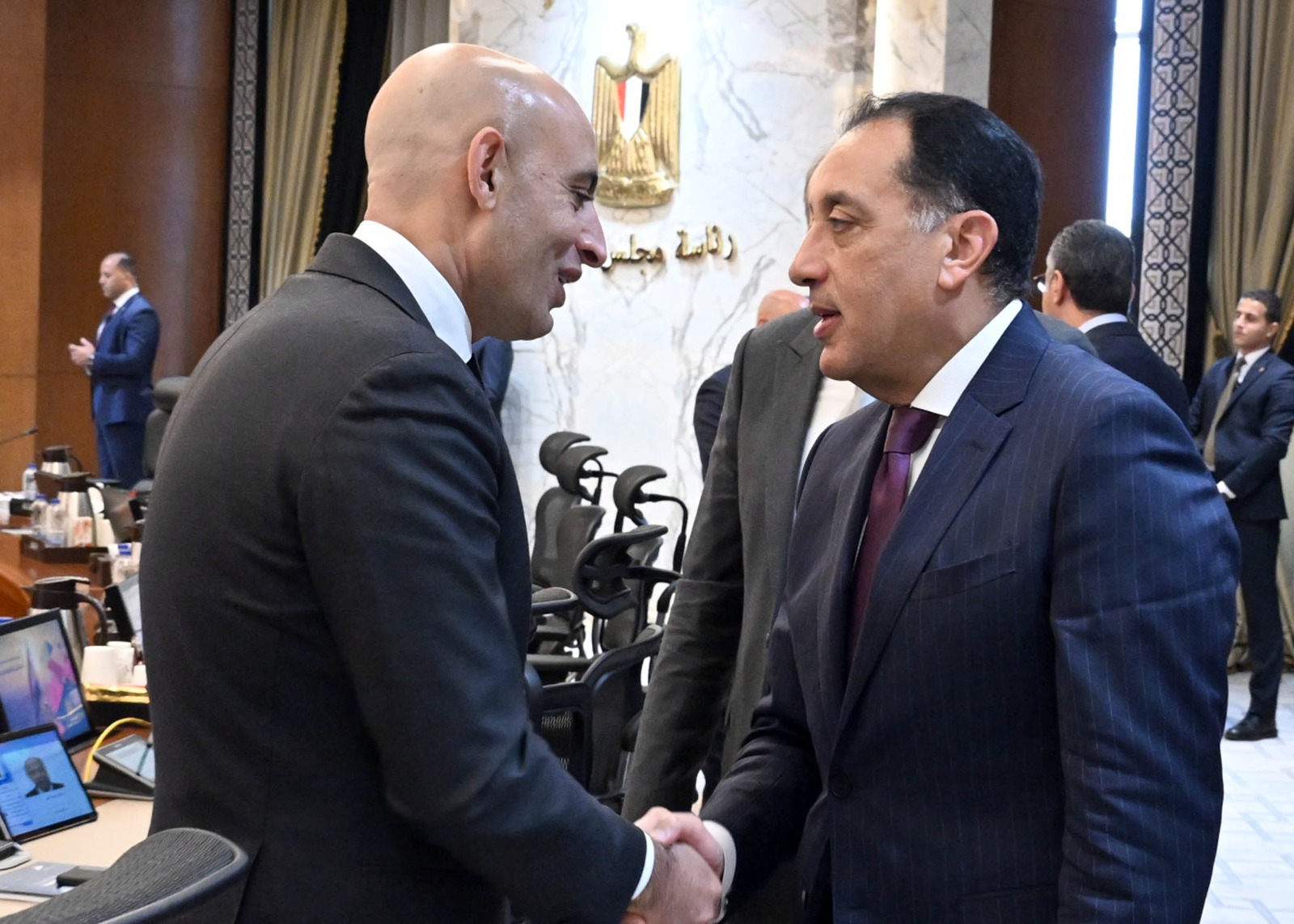 في أول اجتماع للحكومة بتشكيلها الجديد.. رئيس الوزراء: المواطن في هذه المرحلة هو الأولوية الأولى