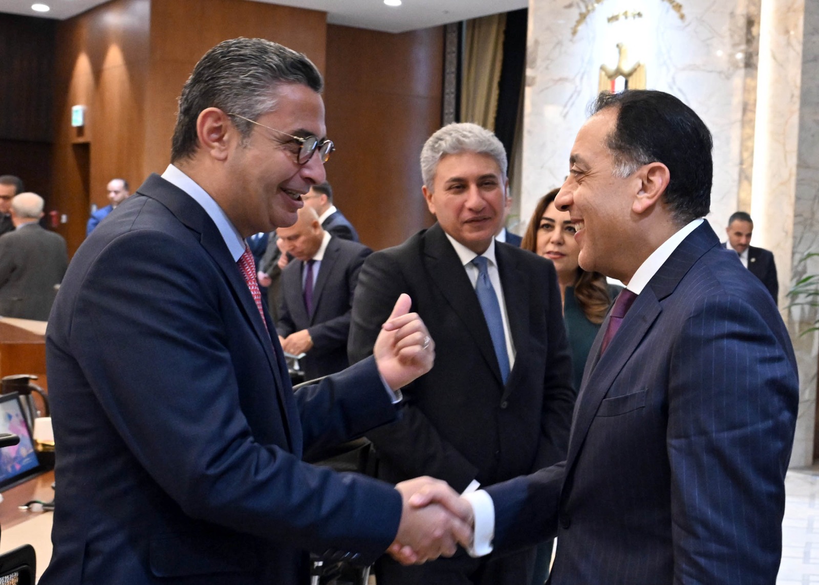 في أول اجتماع للحكومة بتشكيلها الجديد.. رئيس الوزراء: المواطن في هذه المرحلة هو الأولوية الأولى