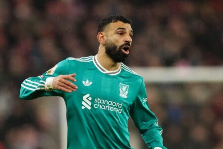 شبكة إنجليزية: هناك شيء لا يتوقف عنه محمد صلاح مع ليفربول