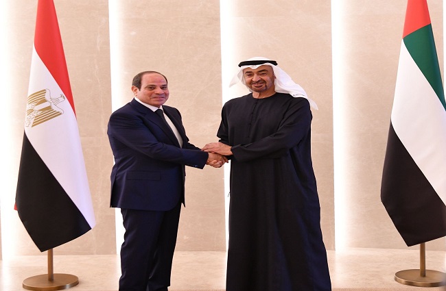 نشاط الرئيس في أسبوع.. السيسي يشهد أداء اليمين الدستورية للوزراء الجدد.. ويبحث مع بن زايد تعزيز الاستمارات الإماراتية بمصر.. ويستقبل رئيسي الصومال والاستخبارات الروسية.. ويترأس النيباد 7 نشاط الرئيس في أسبوع.. السيسي يشهد أداء اليمين الدستورية للوزراء الجدد.. ويبحث مع بن زايد تعزيز الاستمارات الإماراتية بمصر.. ويستقبل رئيسي الصومال والاستخبارات الروسية.. ويترأس النيباد