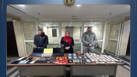 ضبط عناصر تشكيل عصابي لاختراق حسابات إنستا باي