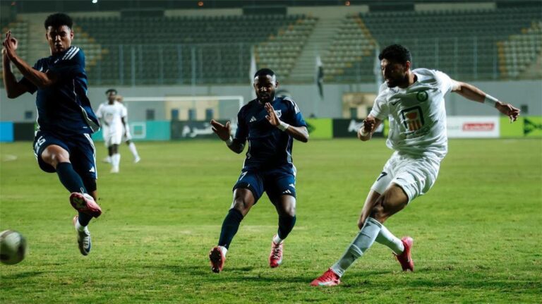 البنك الأهلي يتعادل مع إنبي في الدوري المصري البنك الأهلي يتعادل مع إنبي في الدوري المصري