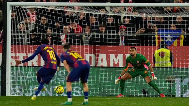 خبير تحكيمي يفجر مفاجأة بشأن ضربة جزاء لامين يامال في مباراة برشلونة وجيرونا خبير تحكيمي يفجر مفاجأة بشأن ضربة جزاء لامين يامال في مباراة برشلونة وجيرونا