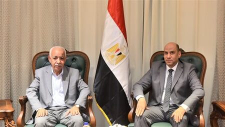 وزير العمل: الوزارة هي "بيت العمال".. وبابي مفتوح أمام الجميع وزير العمل: الوزارة هي "بيت العمال".. وبابي مفتوح أمام الجميع