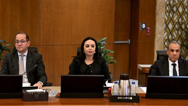 وزيرة التضامن تستعرض تفاصيل تجهيزات المبادرة الرئاسية "أبواب الخير" لشهر رمضان وزيرة التضامن تستعرض تفاصيل تجهيزات المبادرة الرئاسية "أبواب الخير" لشهر رمضان