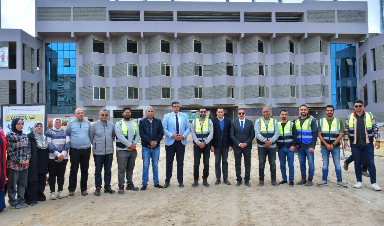 محافظ بورسعيد يقرر صرف 50 مليون جنيه لمشروع ستاد النادي المصري 4 محافظ بورسعيد يقرر صرف 50 مليون جنيه لمشروع ستاد النادي المصري