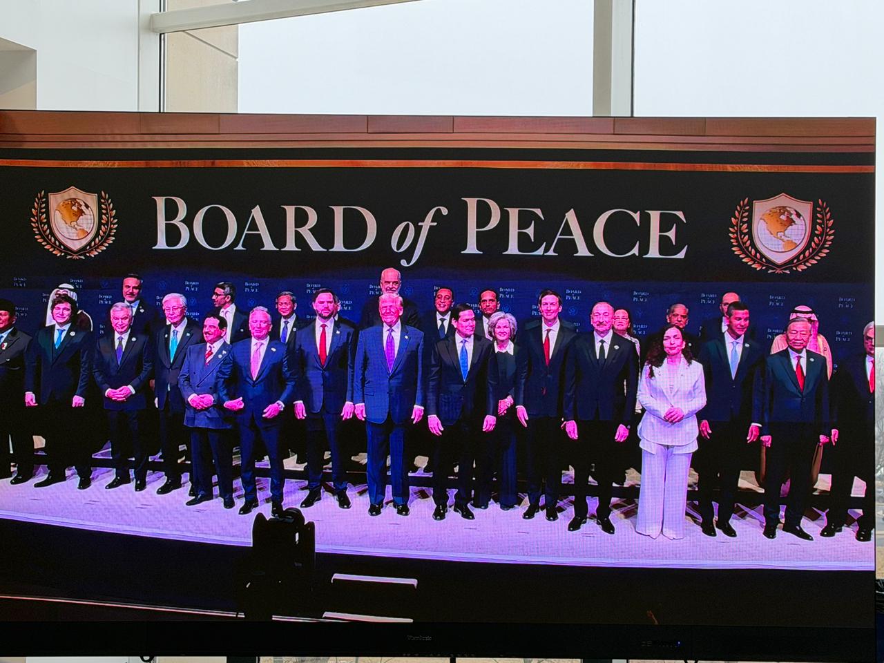 رئيس الوزراء يشارك في الاجتماع الأول لـ"مجلس السلام" واشنطن.. صور 3 رئيس الوزراء يشارك في الاجتماع الأول لـ"مجلس السلام" واشنطن.. صور