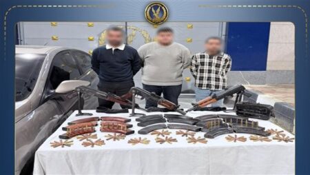 الداخلية تكشف ملابسات سرقة سيارة نقل محمّلة بالتمور بالإكراه فى الفيوم الداخلية تكشف ملابسات سرقة سيارة نقل محمّلة بالتمور بالإكراه فى الفيوم