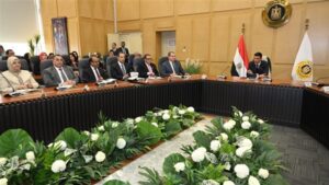 المنطقة تنظر لمصر باعتبارها دولة صناعية من الطراز الرفيع المنطقة تنظر لمصر باعتبارها دولة صناعية من الطراز الرفيع