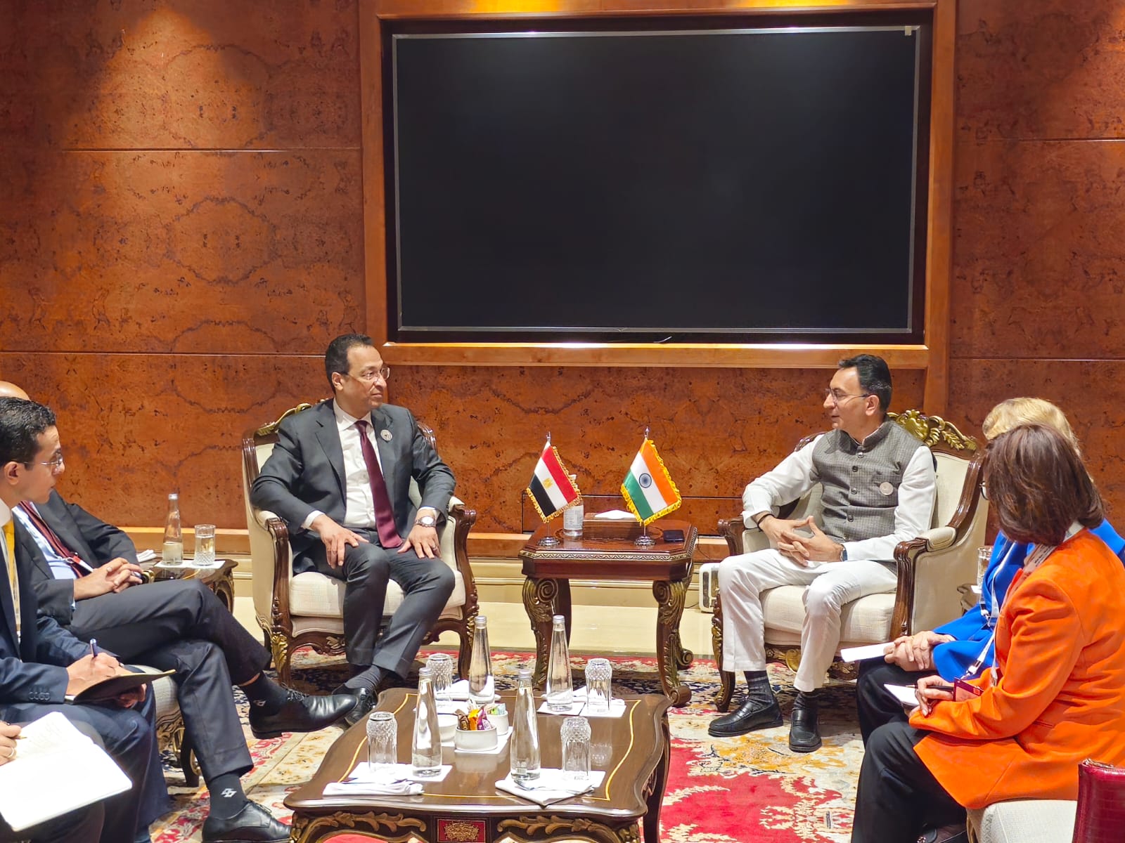 وزير الاتصالات يعزز شراكات الذكاء الاصطناعي في ختام مشاركته بقمة الهند 2026