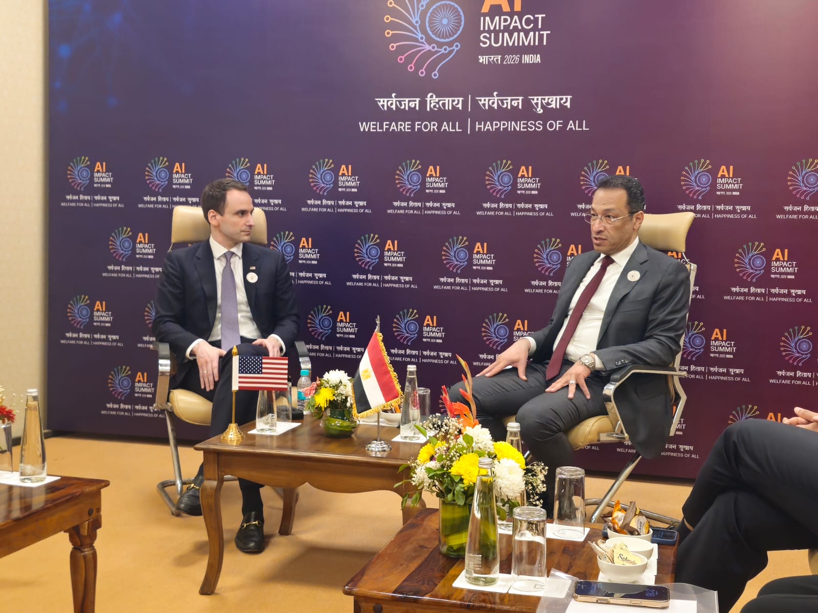 وزير الاتصالات يعزز شراكات الذكاء الاصطناعي في ختام مشاركته بقمة الهند 2026