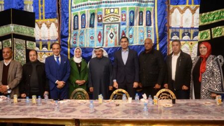 وزير الرياضة يطلق حملة «إفطار صائم» بمركز التنمية الشبابية بالأميرية وزير الرياضة يطلق حملة «إفطار صائم» بمركز التنمية الشبابية بالأميرية