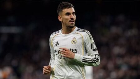 أزمة جديدة في صفوف ريال مدريد قبل مواجهة بنفيكا أزمة جديدة في صفوف ريال مدريد قبل مواجهة بنفيكا