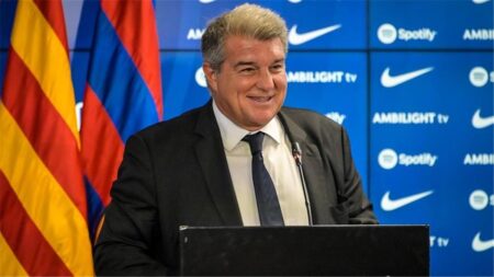 مرشح رئاسي لـ برشلونة عن الاتهامات ضد لابورتا: أتمنى ألا يتأثر شرفنا
