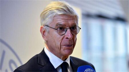 خاص | آرسين فينجر يتدخل في ملف المدير الفني لـ اتحاد الكرة