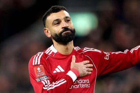 هيسكي: محمد صلاح لا يمتلك رفاهية الانتقال إلى برشلونة أو ريال مدريد هيسكي: محمد صلاح لا يمتلك رفاهية الانتقال إلى برشلونة أو ريال مدريد