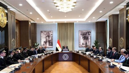 رئيس الوزراء يتابع مستجدات موقف تطوير وتوسعة ورفع كفاءة الطريق الدائري ورفع كفاءة وصيانة كوبري 6 أكتوبر