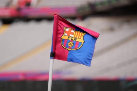برشلونة يتلقى ضربة مؤلمة قبل مواجهة فياريال في الدوري الإسباني