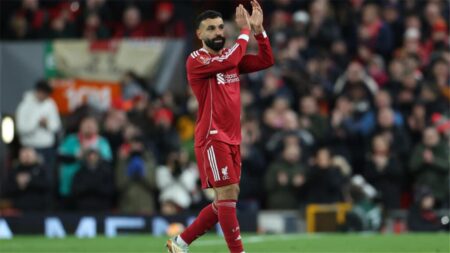 كيث وينيس يشيد بلاعب ليفربول: قادر على تعويض محمد صلاح كيث وينيس يشيد بلاعب ليفربول: قادر على تعويض محمد صلاح