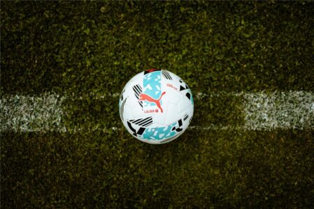 تغيير موعد مباراتي برشلونة وريال مدريد في الدوري الإسباني