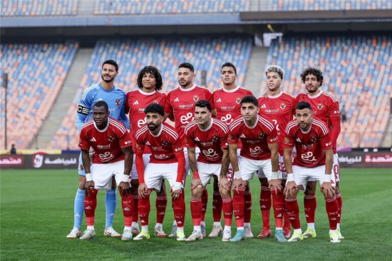 الأهلي تحت شعار لا بديل عن الفوز يواجه زد في الدوري المصري