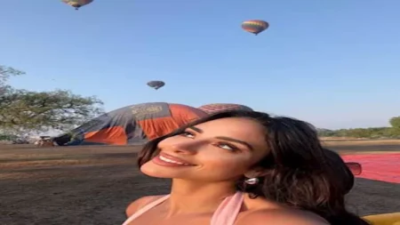 بسنت شوقي بإطلالة ساحرة .. ما سر اللوك؟