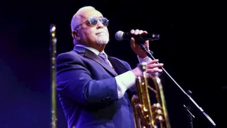 وفاة أسطورة السالسا الأمريكي ويلي كولون عن عمر ناهز 75 عاما