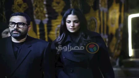 عزاء والد مي عمر.. وصول درة وعمرو يوسف وإدوارد مسجد الشرطة (صور)