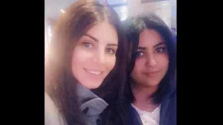 "عاشت وحيدة وماتت وحيدة حتى بعد جوازها".. زينب العبد تودع إيناس الليثي "عاشت وحيدة وماتت وحيدة حتى بعد جوازها".. زينب العبد تودع إيناس الليثي