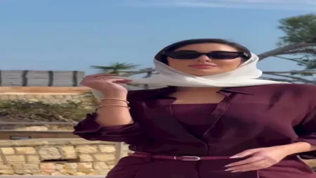 "سحر اللون البيج".. ياسمين صبري بإطلالة كاجول جذابة