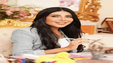 معلومات لا تعرفونها عن أول مصممة سورية تعرض تصاميمها في أسبوع الموضة بباريس