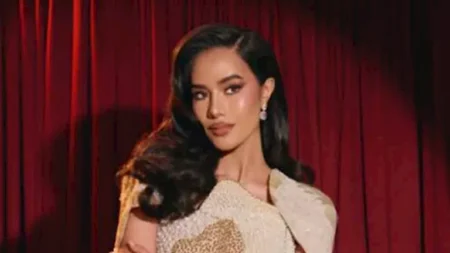 فستان جريء من الدانتيل.. ملكة جمال العالم 2025 بلوك مُلفت