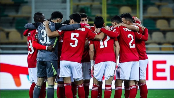 الأهلي يتفوق على سموحة في الشوط الأول بهدف مروان عثمان الأهلي يتفوق على سموحة في الشوط الأول بهدف مروان عثمان