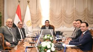 وزير الشباب والرياضة يبحث استعدادات معرض "سبورت إكسبو"