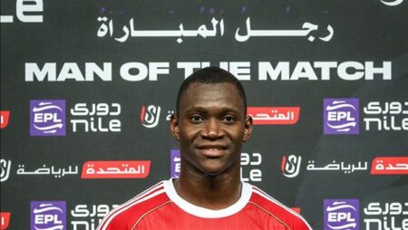 ديانج رجل مباراة الأهلي والإسماعيلي في الدوري