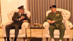 الفريق أحمد خليفة رئيس أركان حرب القوات المسلحة يعود إلى أرض الوطن عقب انتهاء زيارته الرسمية إلى ليبيا.. شاهد