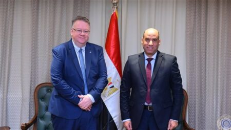 وزير العمل يبحث مع "المنظمة الدولية" تفعيل كل الملفات المشتركة في قضايا العمل